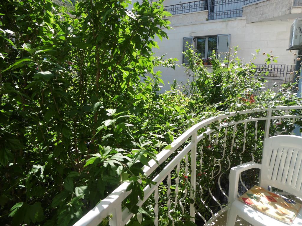 Apartments Slavica Jovanovic Sveti Stefan Chambre photo