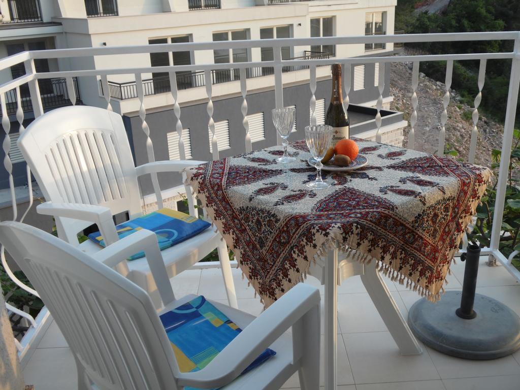 Apartments Slavica Jovanovic Sveti Stefan Chambre photo