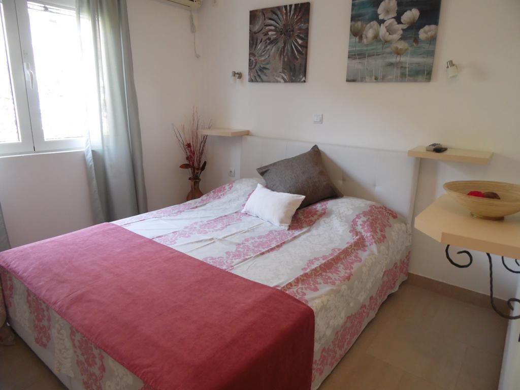 Apartments Slavica Jovanovic Sveti Stefan Extérieur photo