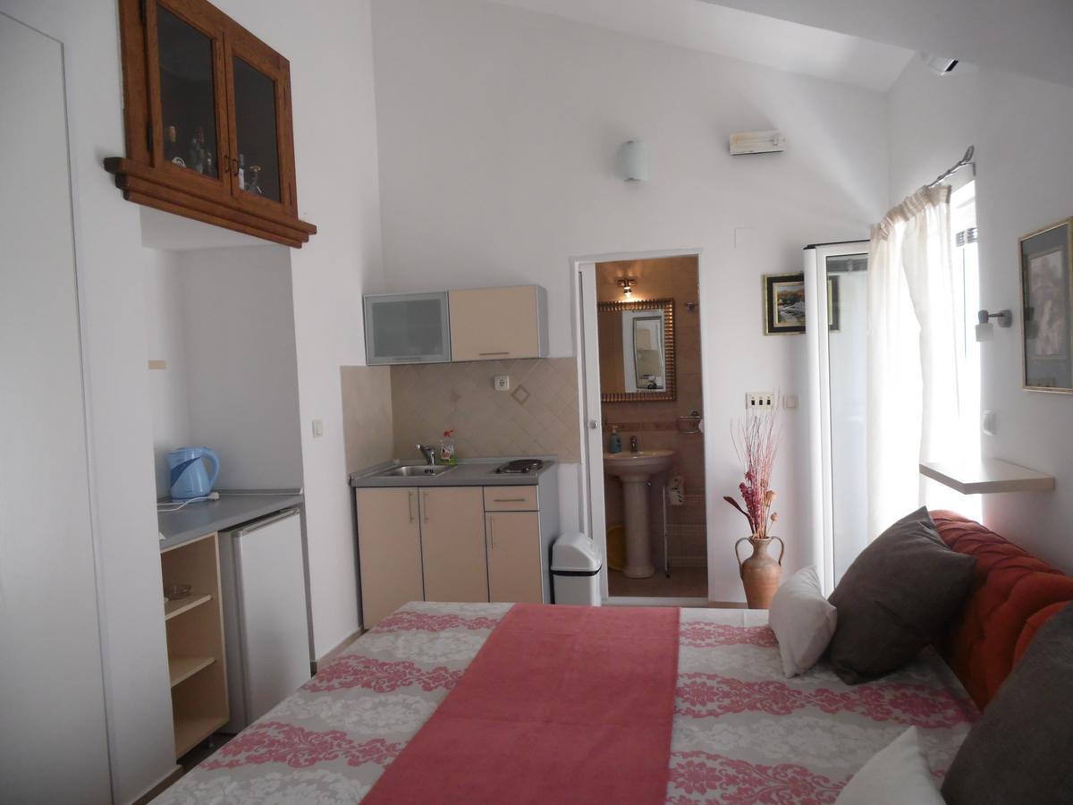 Apartments Slavica Jovanovic Sveti Stefan Extérieur photo