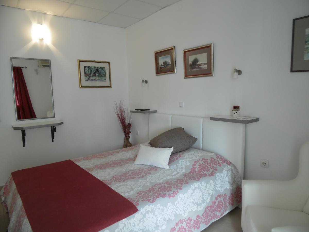 Apartments Slavica Jovanovic Sveti Stefan Extérieur photo