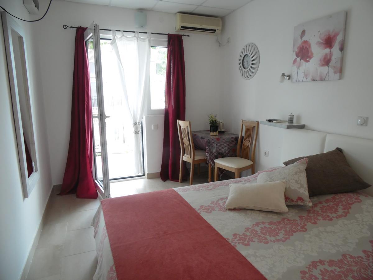 Apartments Slavica Jovanovic Sveti Stefan Extérieur photo